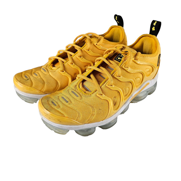Nike Air VaporMax Plus Womens 9 Sneakers Shoes Go The Extra Smile DO5874-700 - Picture 1 of 10